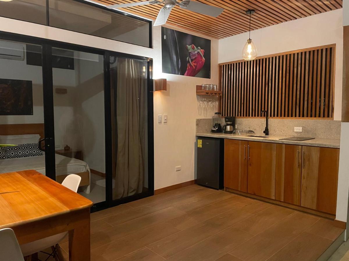 Caribbean Irie - Charming, Luxurious Bungalow In Nature With Ac & Fiber Optic Wifi Puerto Viejo de Talamanca Eksteriør billede