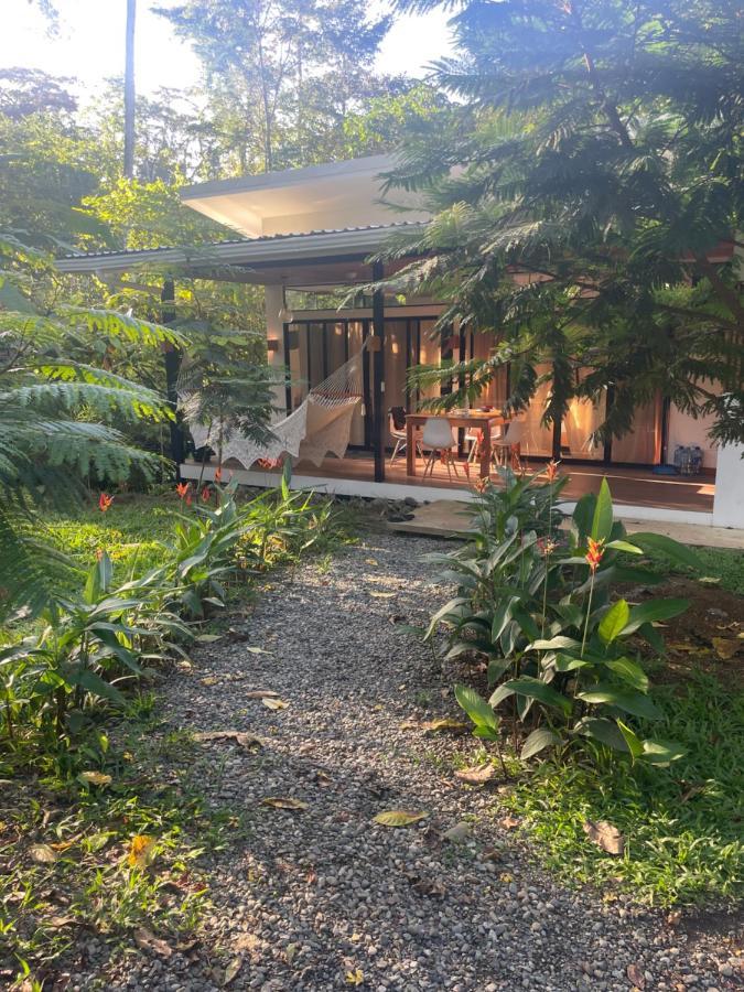 Caribbean Irie - Charming, Luxurious Bungalow In Nature With Ac & Fiber Optic Wifi Puerto Viejo de Talamanca Eksteriør billede